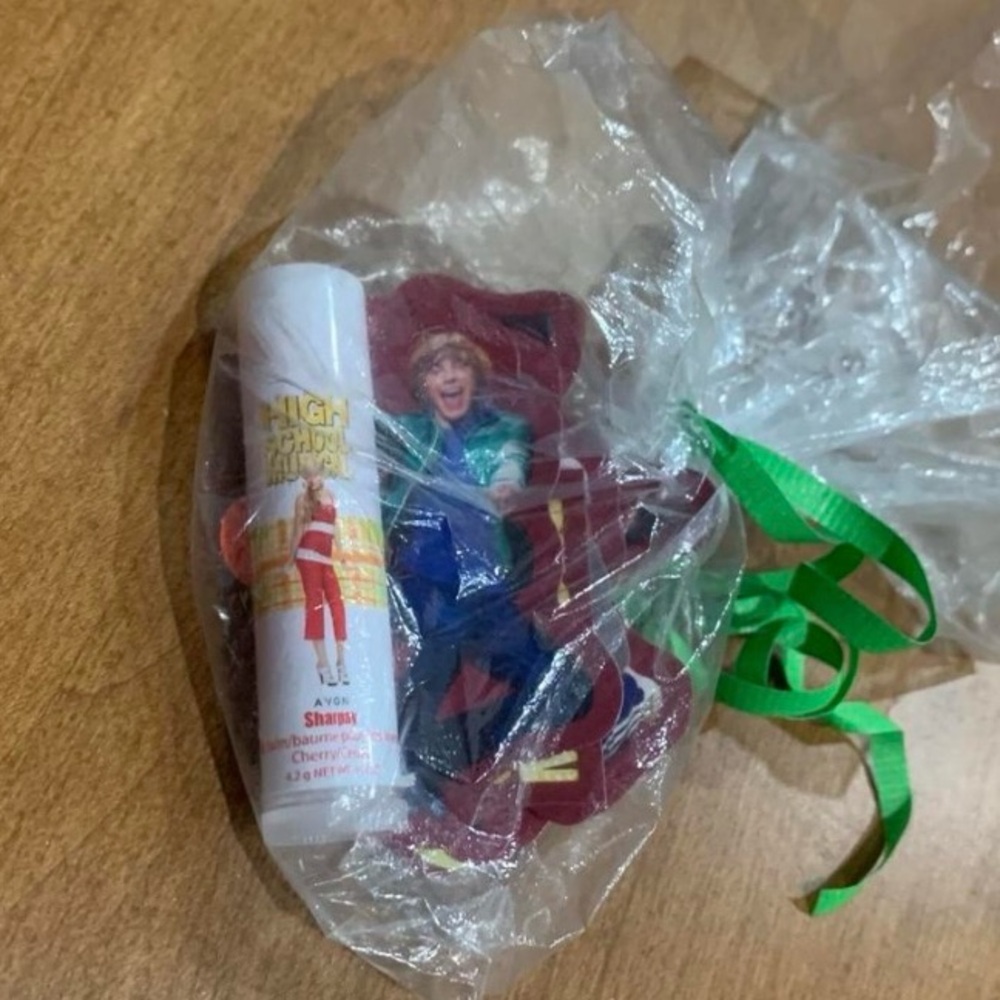 Avon High School Musical Disney Chapstick Lip Balm Retro FREE IN BUNDLE
